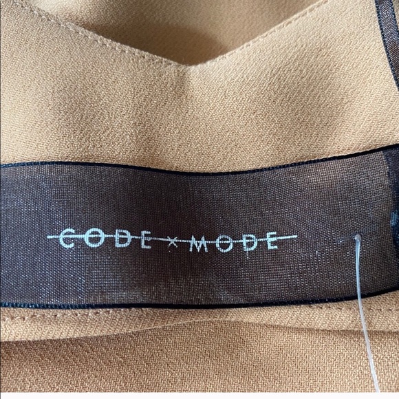 NWOT Code Mode Top. Tan. Sz M. - Picture 3 of 5